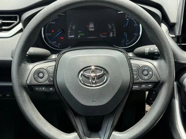 2025 Toyota RAV4 Hybrid LE