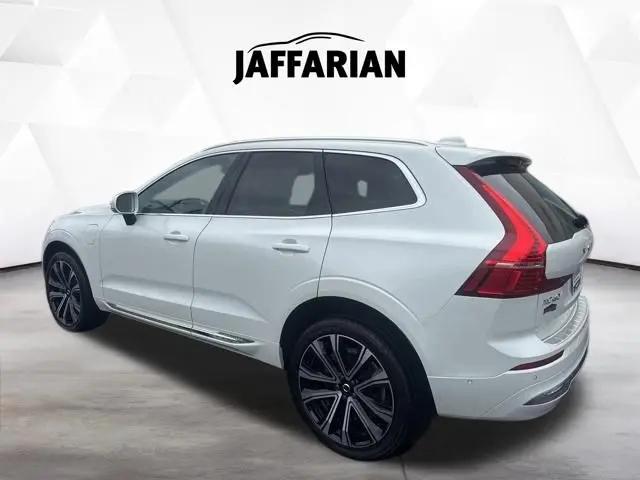 2023 Volvo XC60 Recharge T8 Ultimate Bright Theme