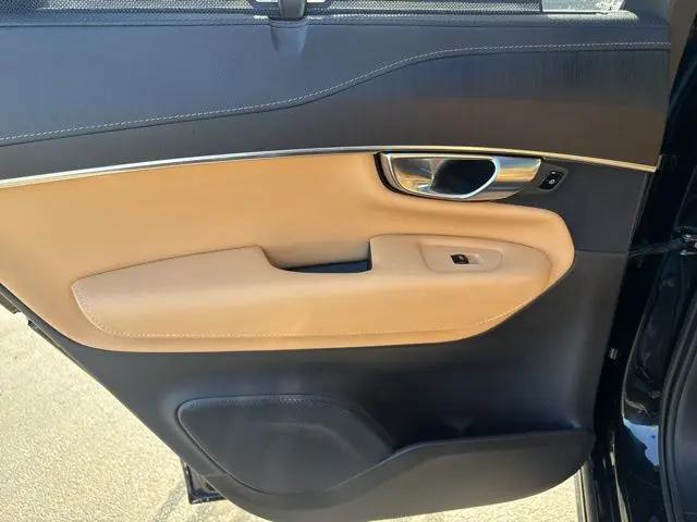 2023 Volvo XC90 B6 Ultimate 7-Seater