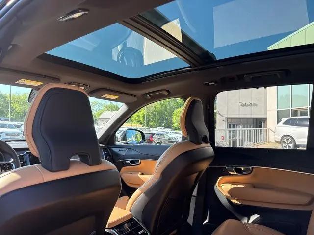 2023 Volvo XC90 B6 Ultimate 7-Seater