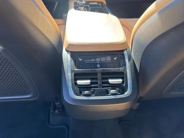 2023 Volvo XC90 B6 Ultimate 7-Seater