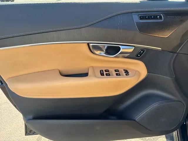 2023 Volvo XC90 B6 Ultimate 7-Seater