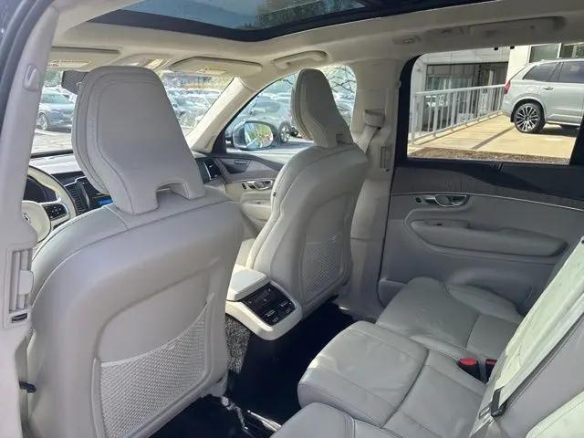 2023 Volvo XC90 B6 Ultimate 7-Seater