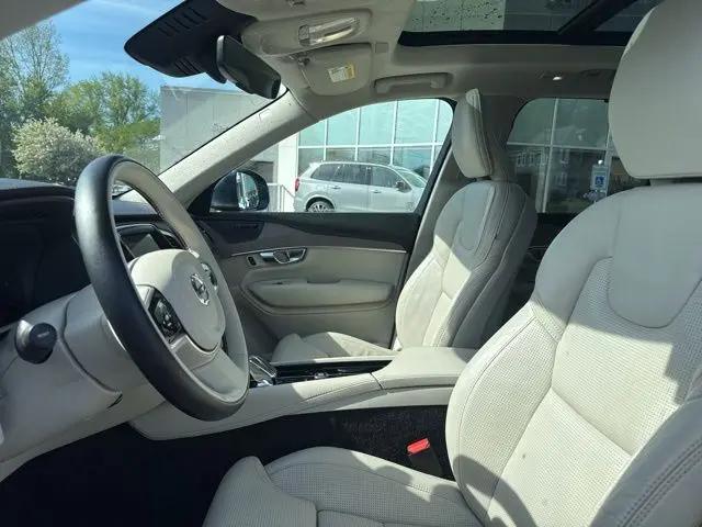 2023 Volvo XC90 B6 Ultimate 7-Seater