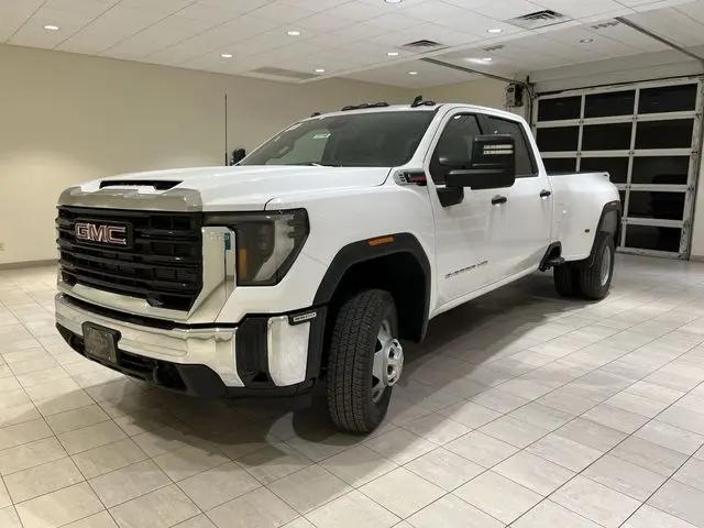 2026 GMC Sierra 3500HD Crew Cab, Long Bed, Pro Dual Rear Wheel, 4WD for sale in Comanche, TX