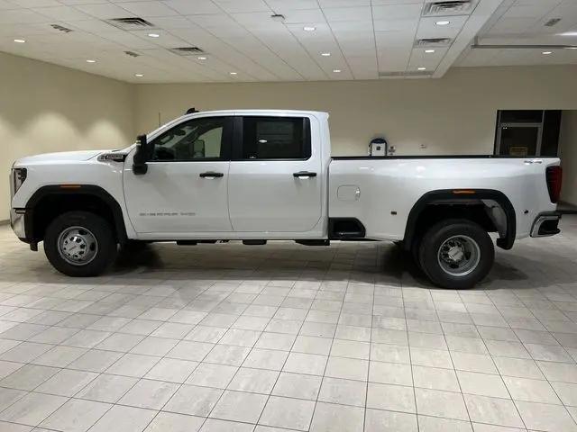 2026 GMC Sierra 3500HD Crew Cab, Long Bed, Pro Dual Rear Wheel, 4WD