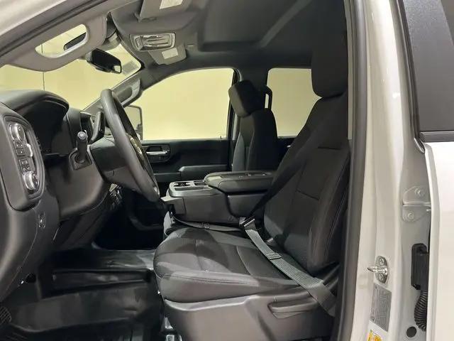 2026 GMC Sierra 3500HD Crew Cab, Long Bed, Pro Dual Rear Wheel, 4WD