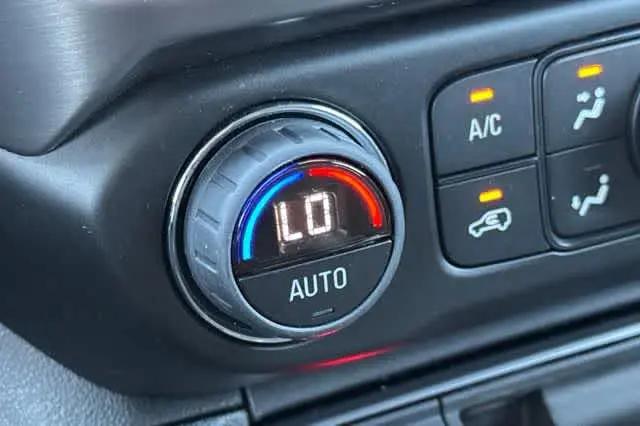 2023 GMC Acadia AWD AT4