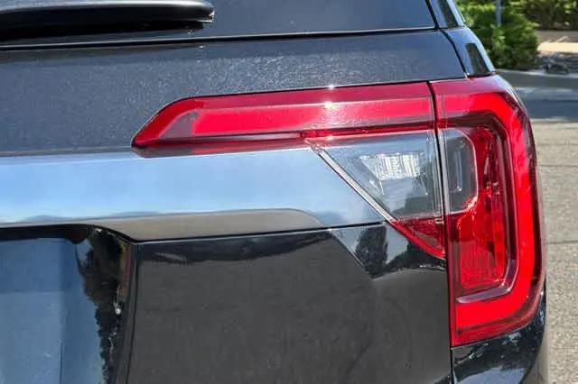 2023 GMC Acadia AWD AT4