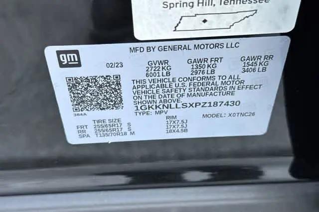 2023 GMC Acadia AWD AT4