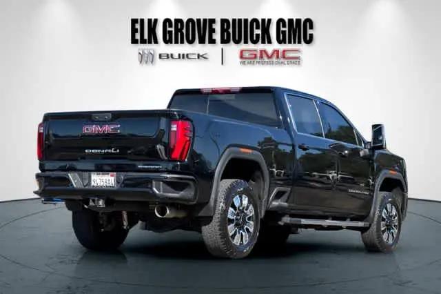 2024 GMC Sierra 2500HD 4WD Crew Cab Standard Bed Denali