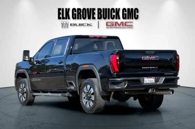 2024 GMC Sierra 2500HD 4WD Crew Cab Standard Bed Denali