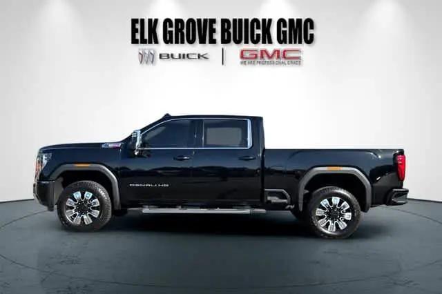 2024 GMC Sierra 2500HD 4WD Crew Cab Standard Bed Denali