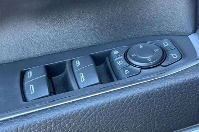 2024 GMC Sierra 2500HD 4WD Crew Cab Standard Bed Denali