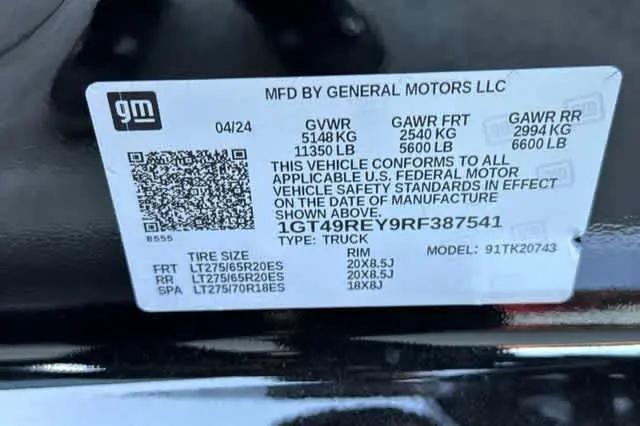 2024 GMC Sierra 2500HD 4WD Crew Cab Standard Bed Denali