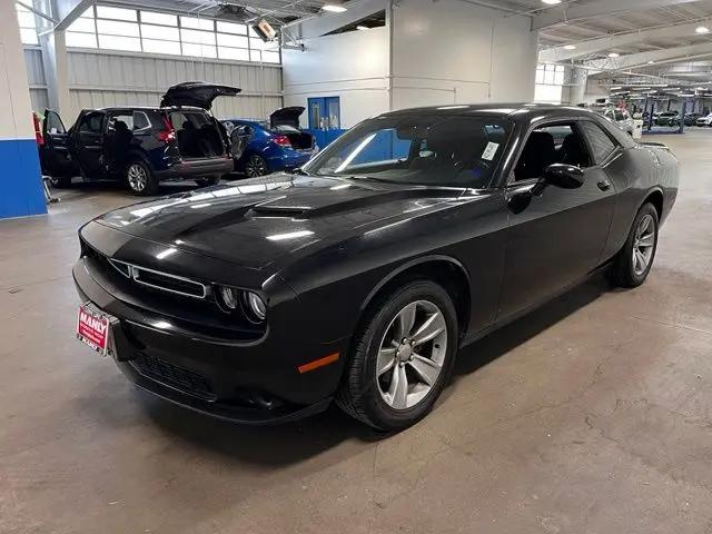 2021 Dodge Challenger SXT