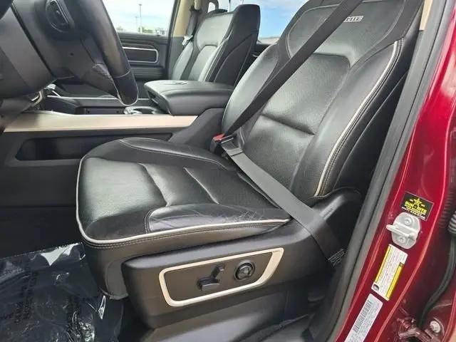2019 Ram 1500 Laramie Crew Cab 4x4 5'7" Box