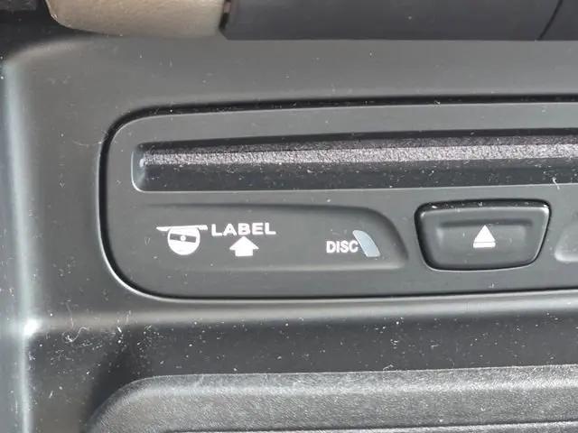 2019 Ram 1500 Laramie Crew Cab 4x4 5'7" Box