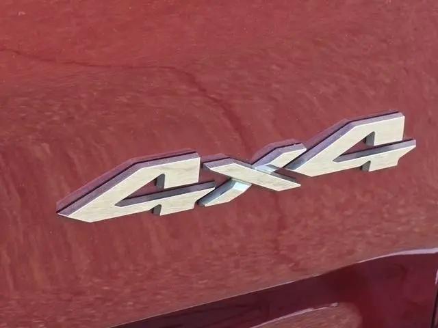 2019 Ram 1500 Laramie Crew Cab 4x4 5'7" Box