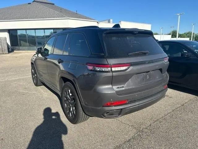 2025 Jeep Grand Cherokee Summit 4x4