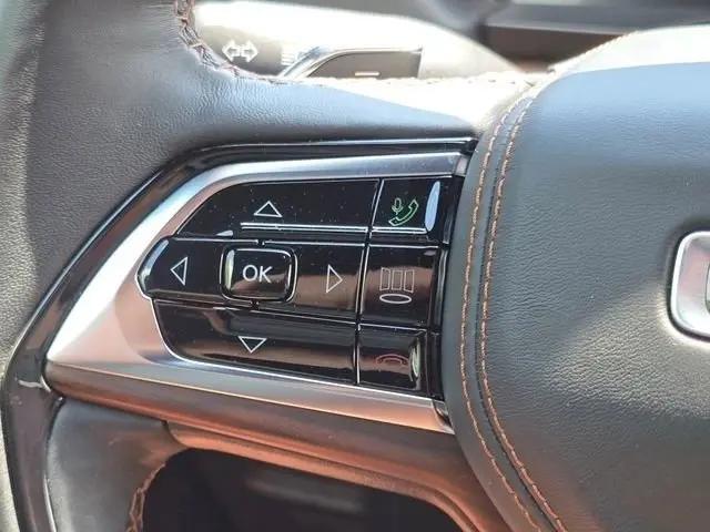 2025 Jeep Grand Cherokee Summit 4x4