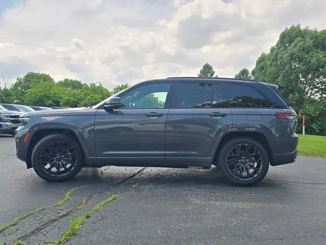 2025 Jeep Grand Cherokee Summit 4x4