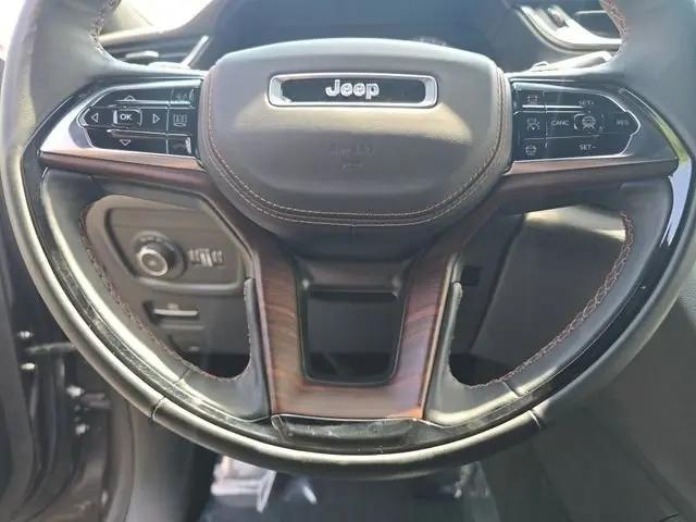 2025 Jeep Grand Cherokee Summit 4x4
