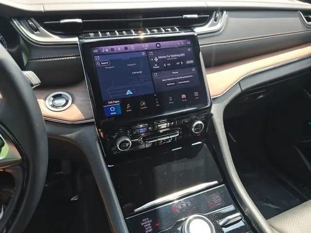 2025 Jeep Grand Cherokee Summit 4x4