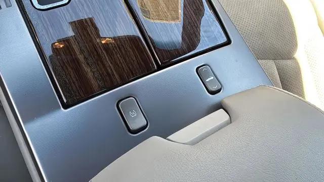2006 Cadillac XLR-V Standard