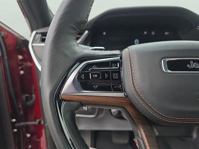 2025 Jeep Grand Cherokee L Summit 4x4
