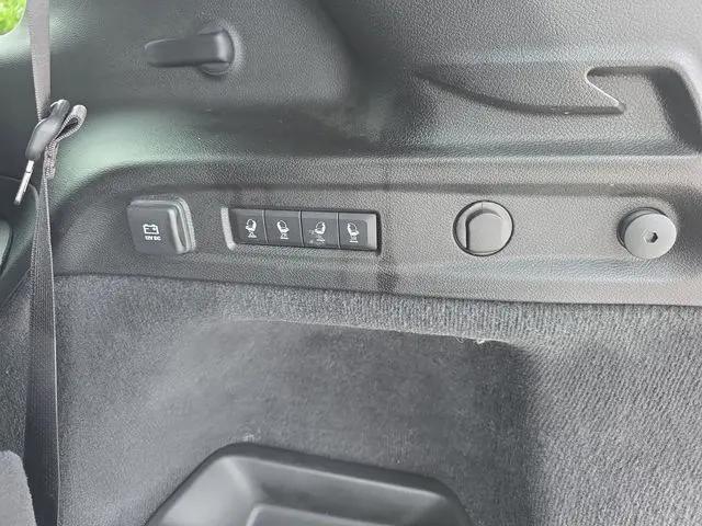 2025 Jeep Grand Cherokee L Summit 4x4