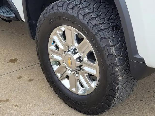 2024 Chevrolet Silverado 2500HD 4WD Crew Cab Standard Bed High Country