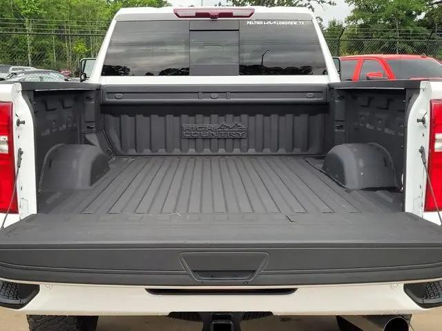 2024 Chevrolet Silverado 2500HD 4WD Crew Cab Standard Bed High Country
