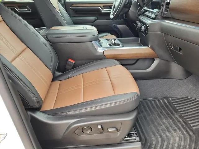 2024 Chevrolet Silverado 2500HD 4WD Crew Cab Standard Bed High Country