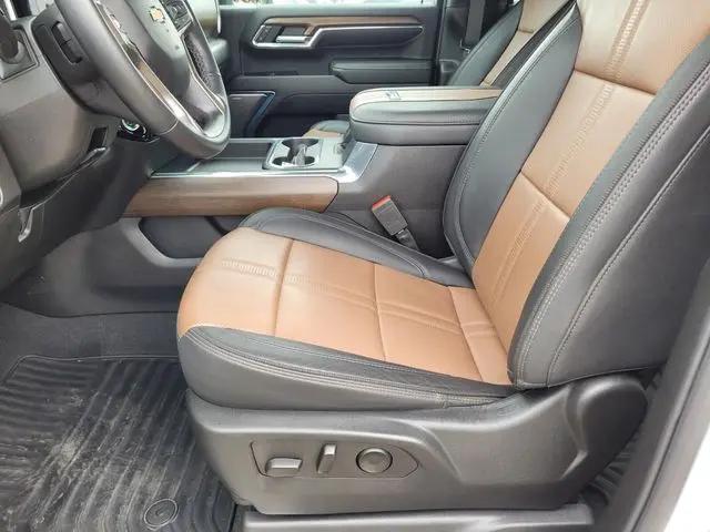 2024 Chevrolet Silverado 2500HD 4WD Crew Cab Standard Bed High Country