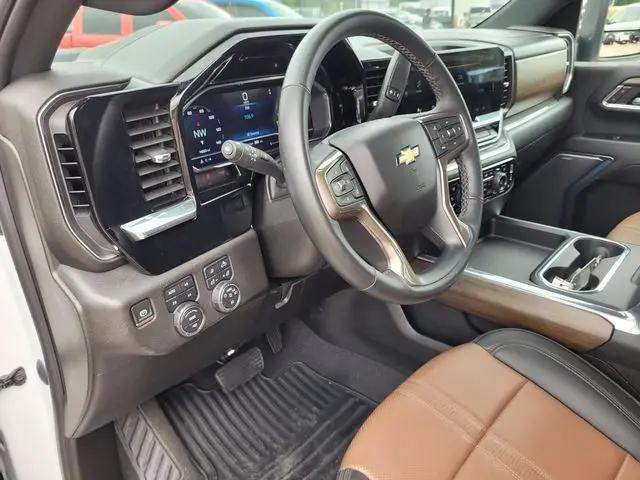 2024 Chevrolet Silverado 2500HD 4WD Crew Cab Standard Bed High Country