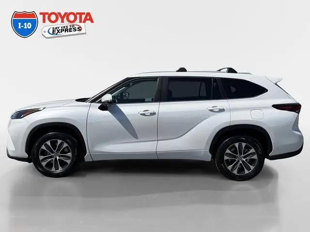 2025 Toyota Highlander XLE