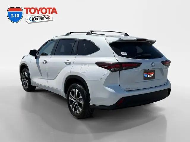 2025 Toyota Highlander XLE