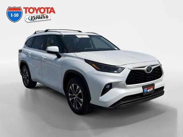 2025 Toyota Highlander XLE