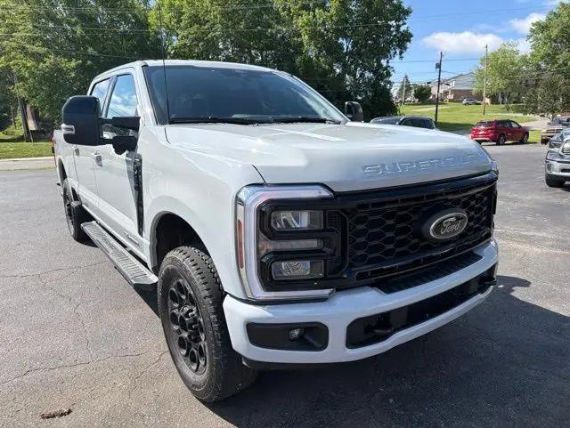 2025 Ford F-250 LARIAT