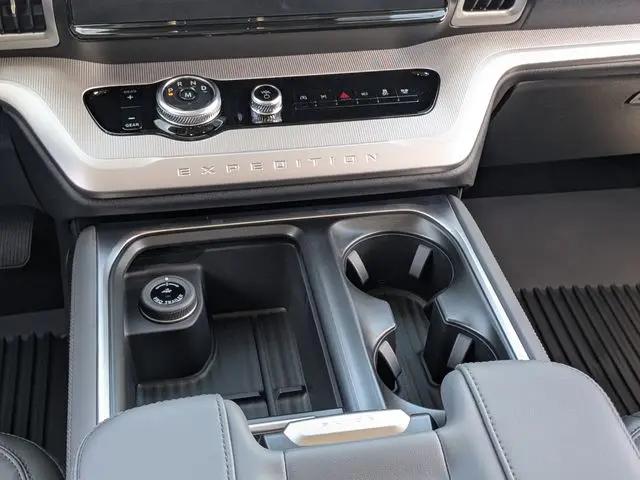 2026 Ford Expedition Max Active MAX