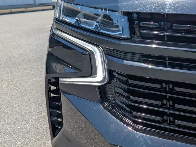 2024 Chevrolet Suburban 2WD RST