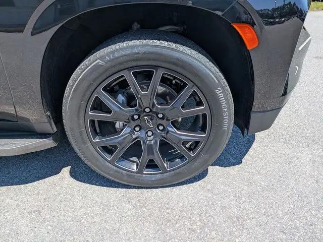2024 Chevrolet Suburban 2WD RST