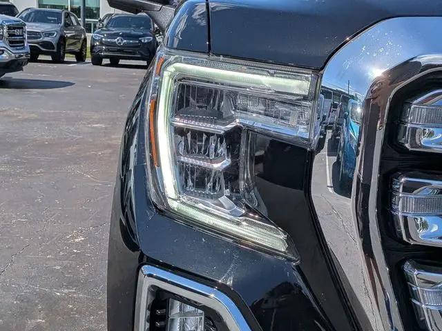 2022 GMC Sierra 1500 Limited 4WD Crew Cab Short Box SLT