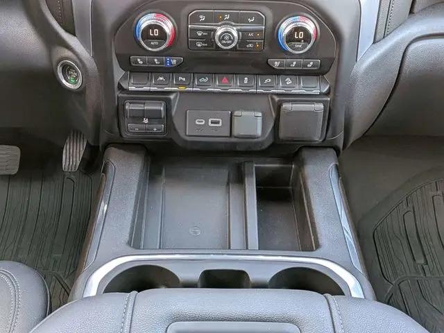 2022 GMC Sierra 1500 Limited 4WD Crew Cab Short Box SLT