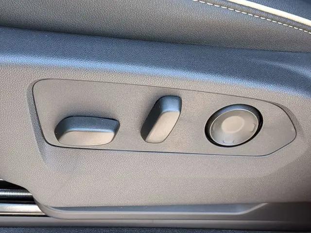 2026 GMC Yukon 2WD Elevation