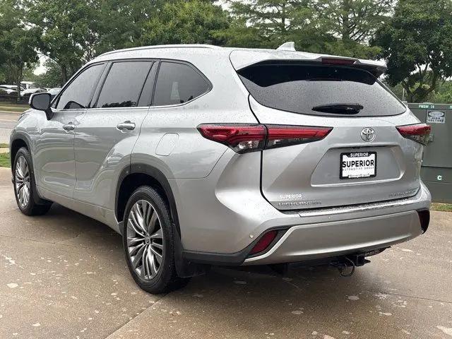 2020 Toyota Highlander Platinum