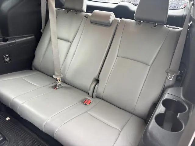 2020 Toyota Highlander Platinum