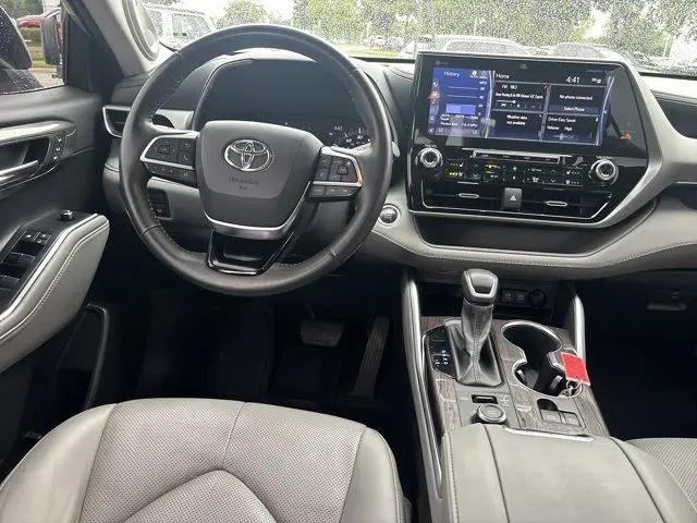 2020 Toyota Highlander Platinum