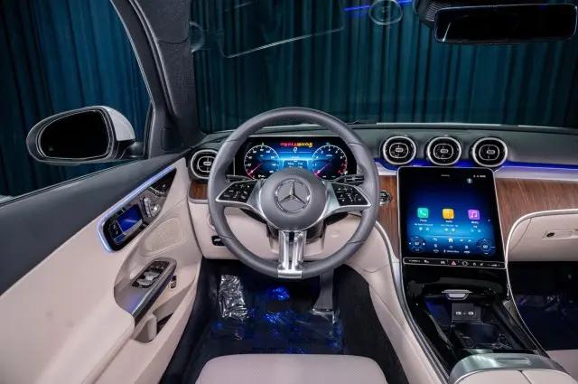 2026 Mercedes-Benz C-CLASS C 300 C 300